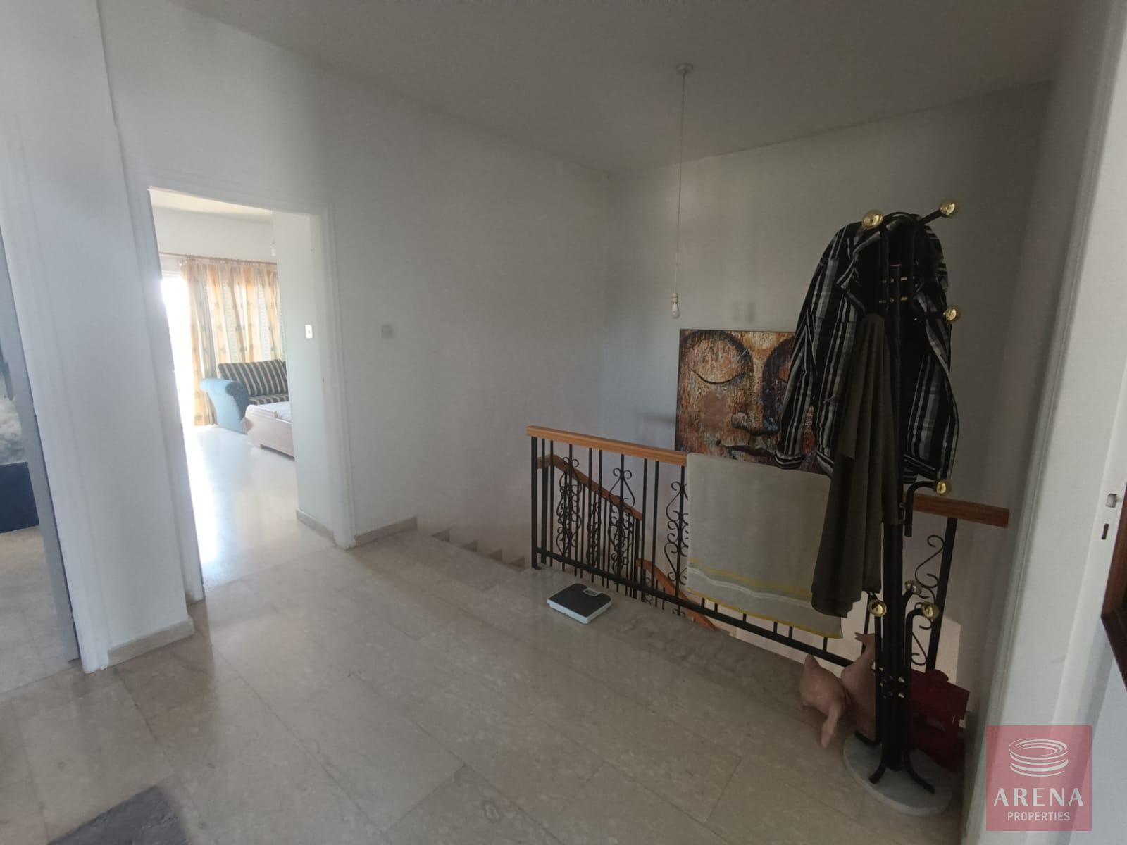 13-4-BED-HOUSE-IN-LARNACA-8013