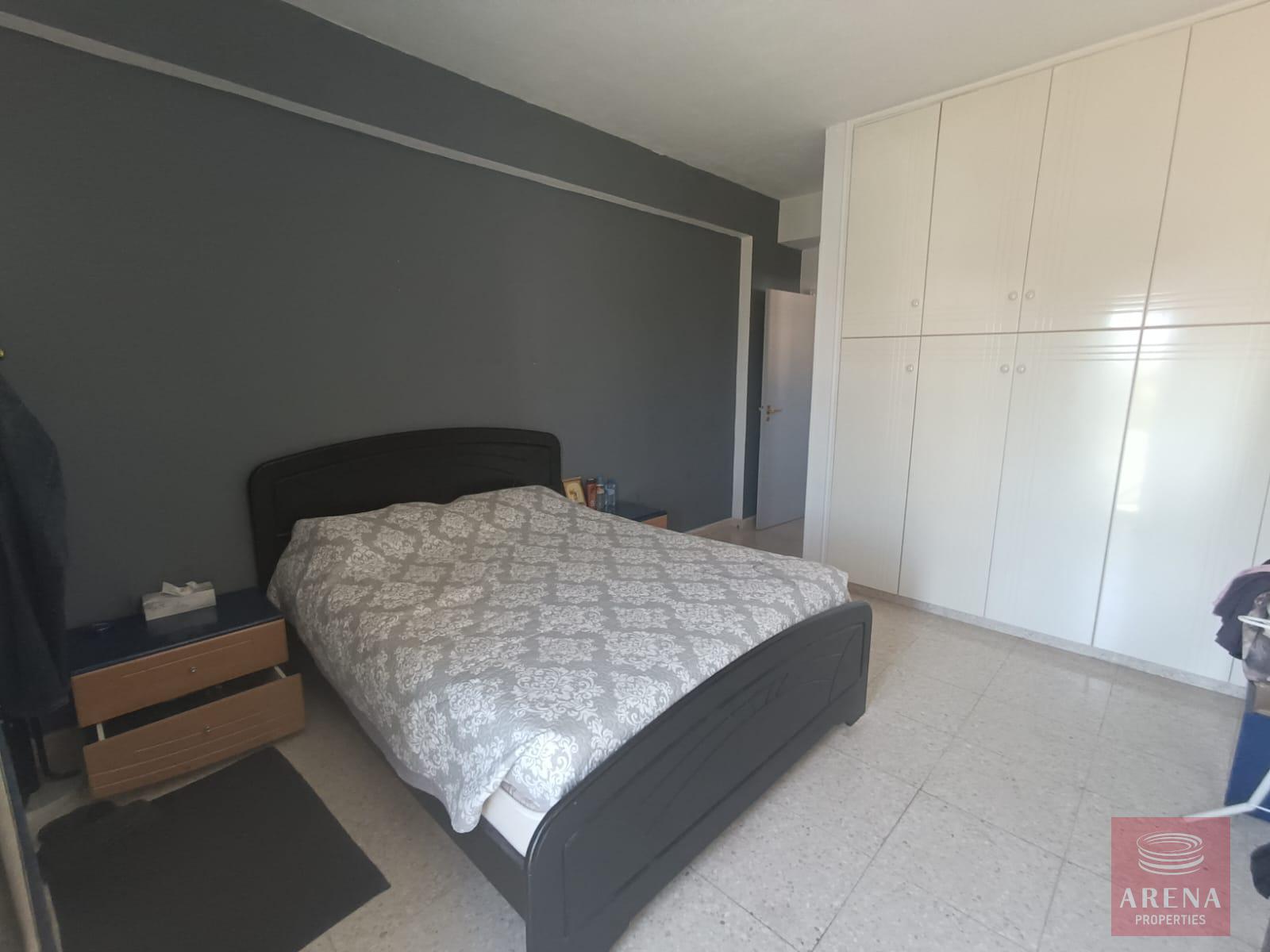 18-4-BED-HOUSE-IN-LARNACA-8013