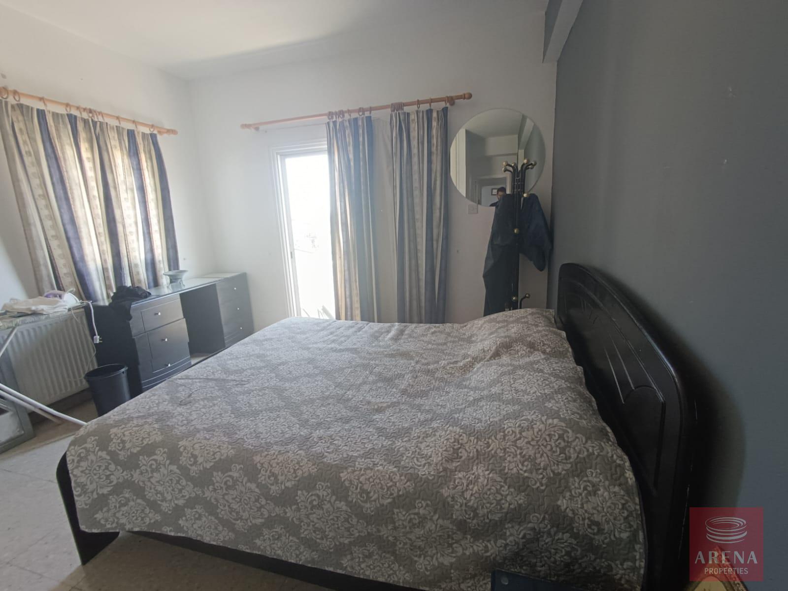 19-4-BED-HOUSE-IN-LARNACA-8013