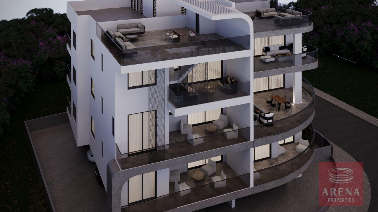 3-APTS-IN-ARADIPPOU-7119-3