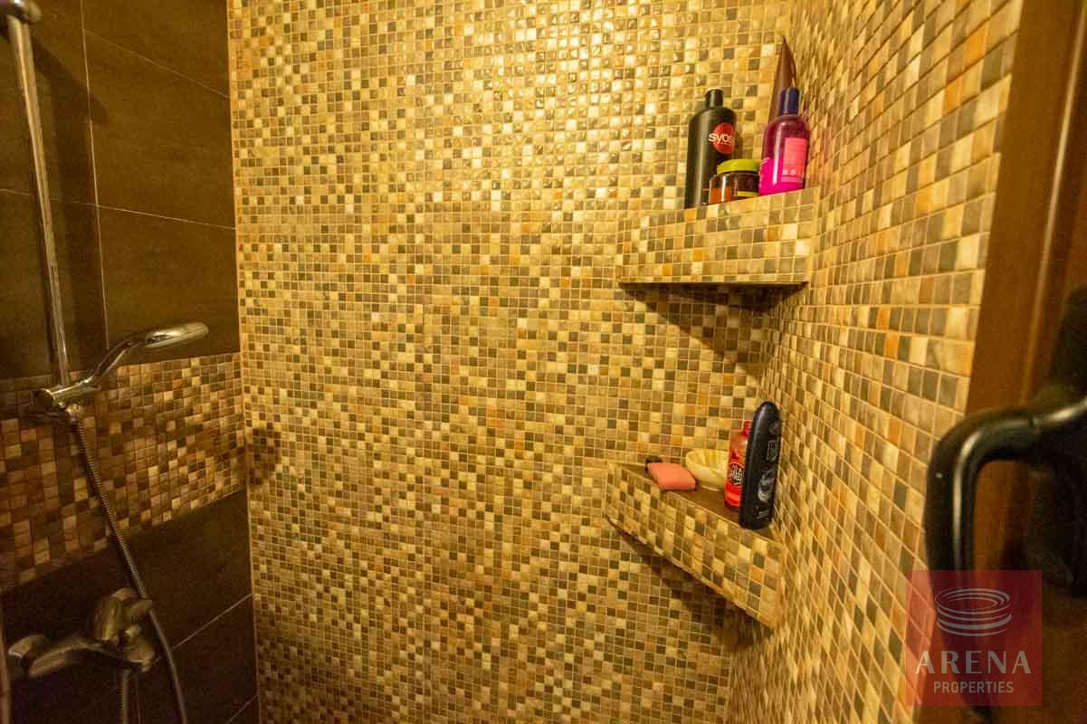 32-5-bed-villa-in-Pervolia-6045