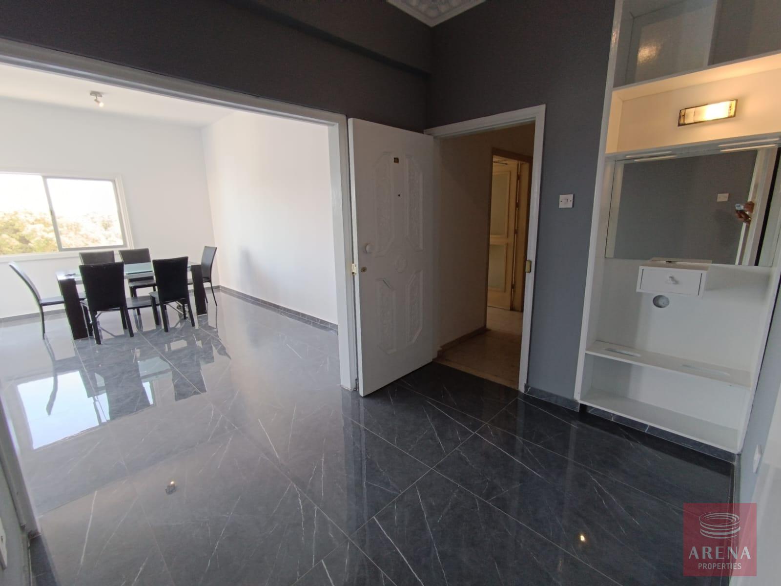 4-3-BED-APT-LARNACA-8477