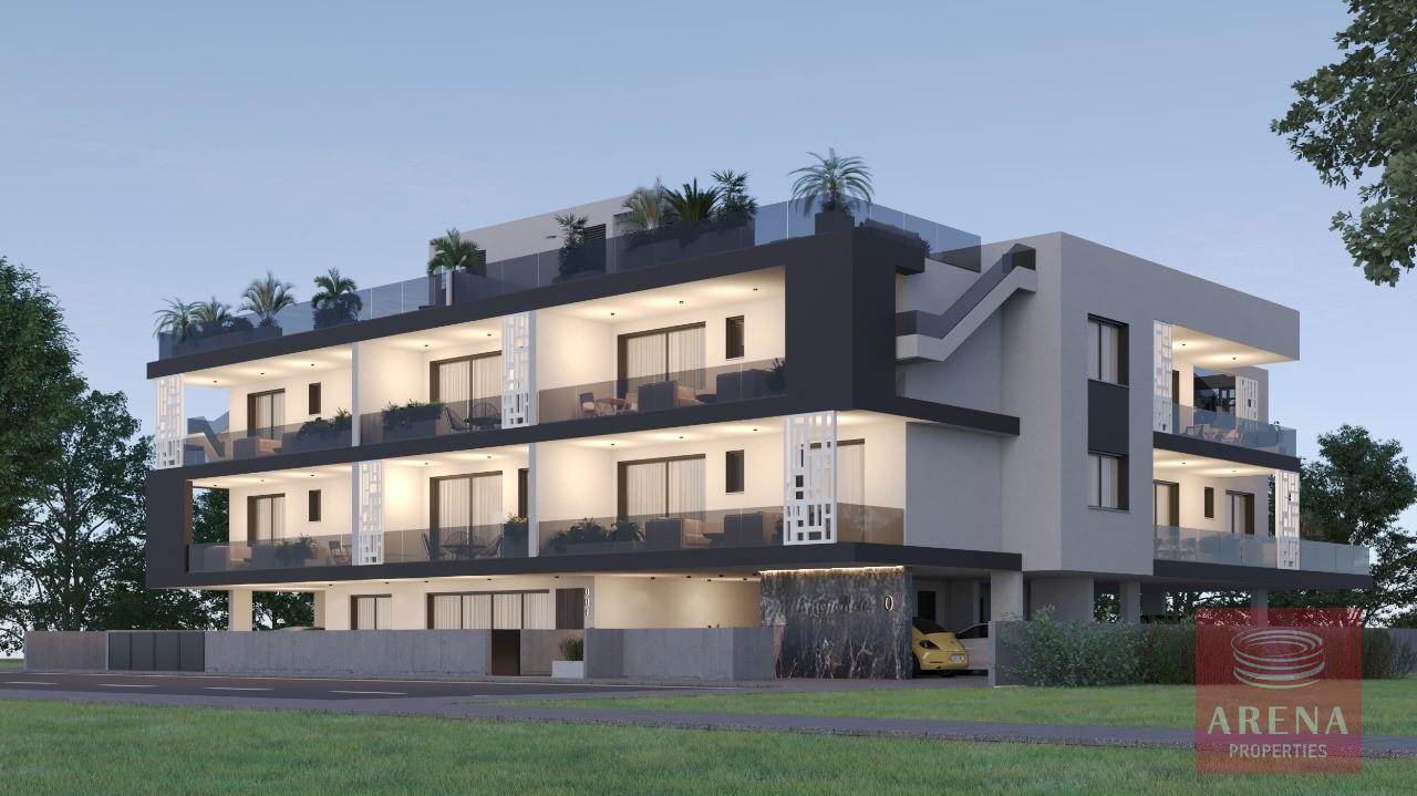 4-APTS-IN-ARADIPPOU-8989-4