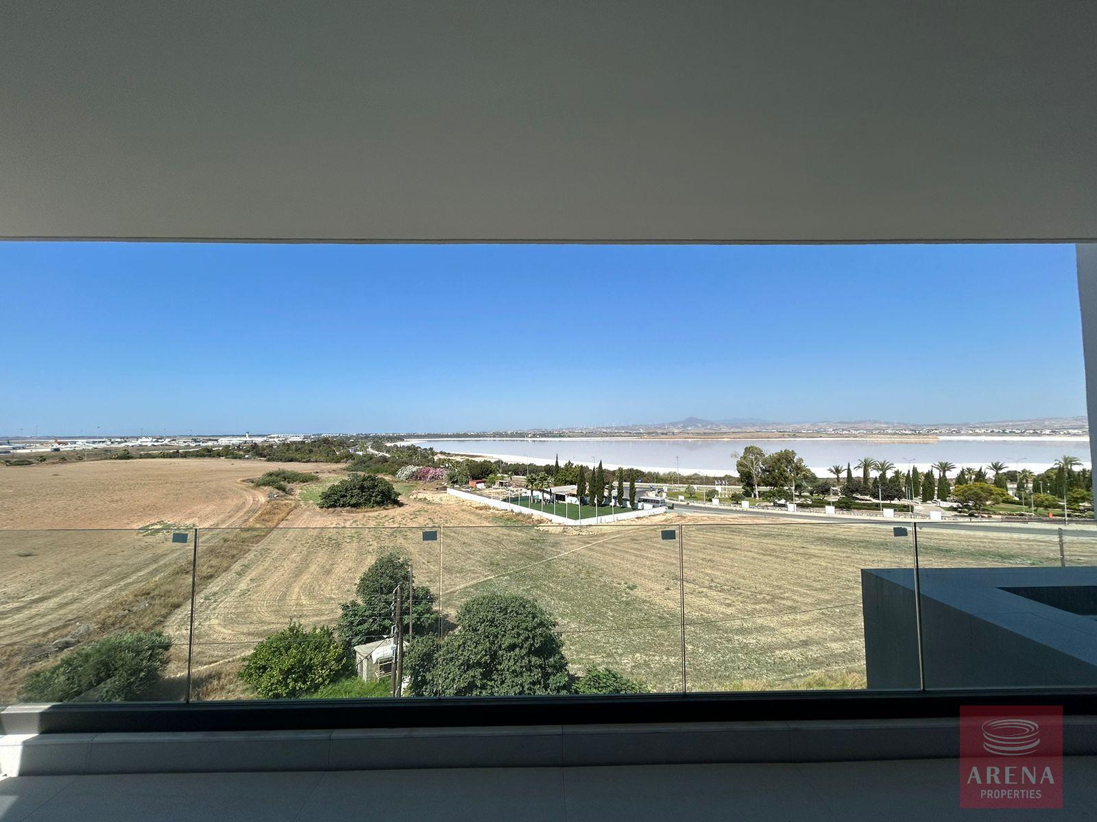 7-apts-in-makenzy-8255-1