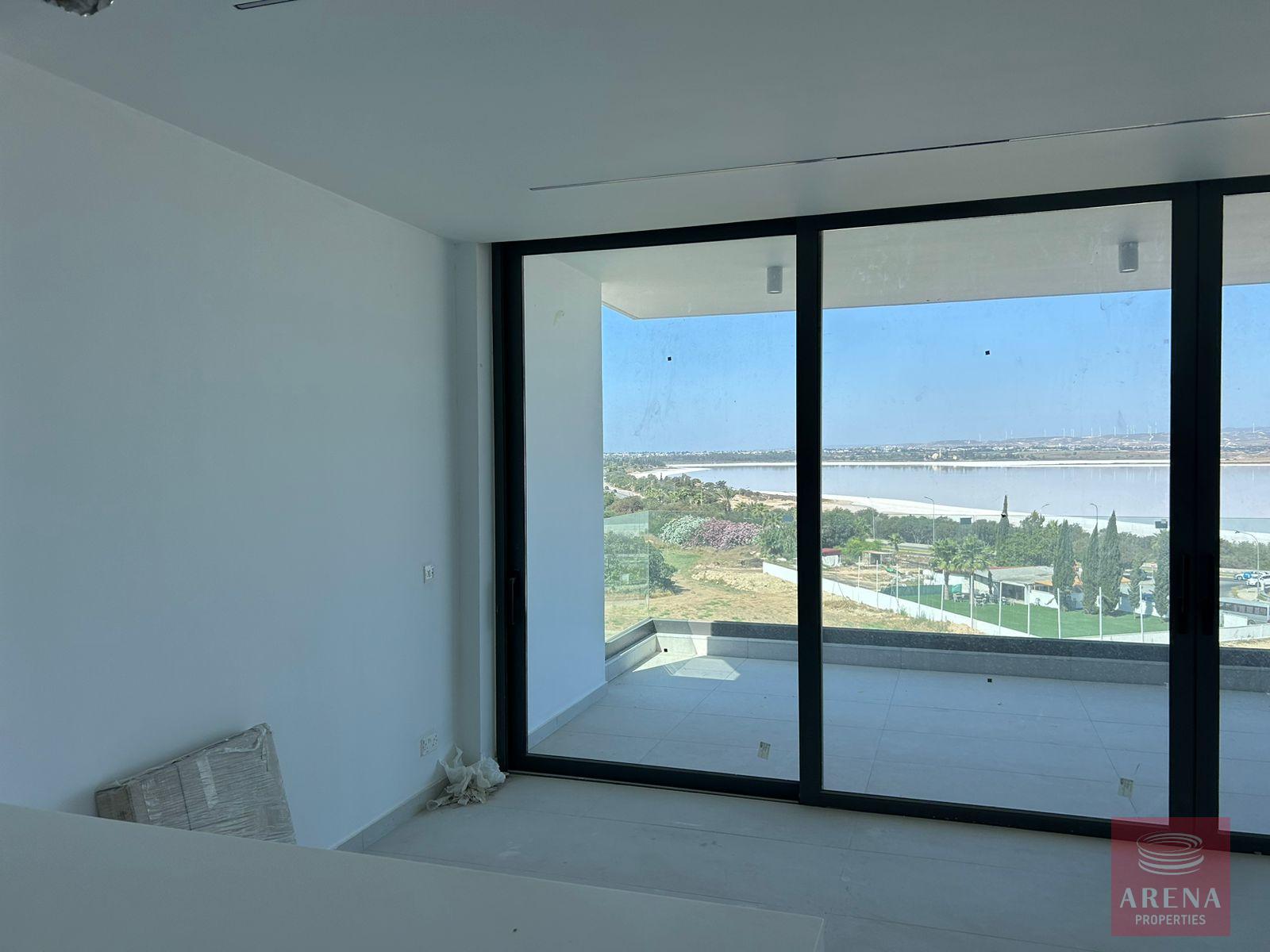 9-apts-in-makenzy-8255-1