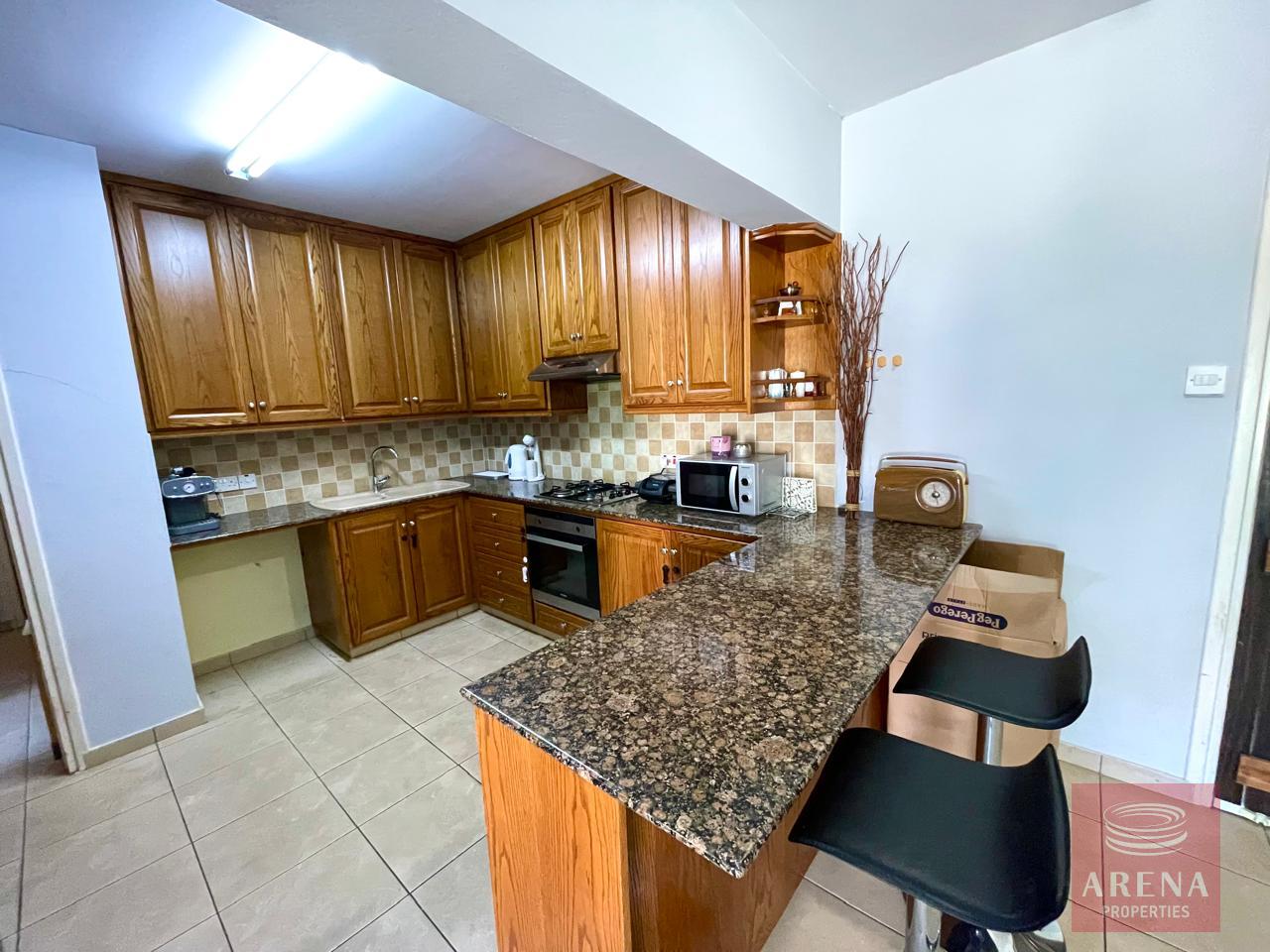 APT-IN-FRENAROS-9234-15