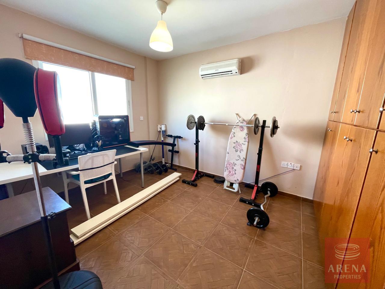 APT-IN-FRENAROS-9234-5