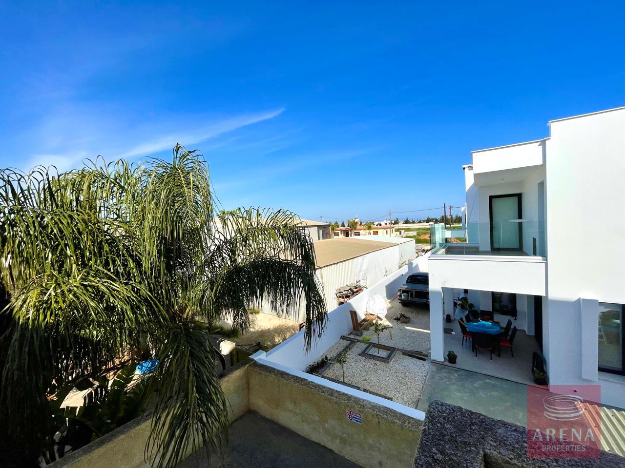 APT-IN-FRENAROS-9234-9