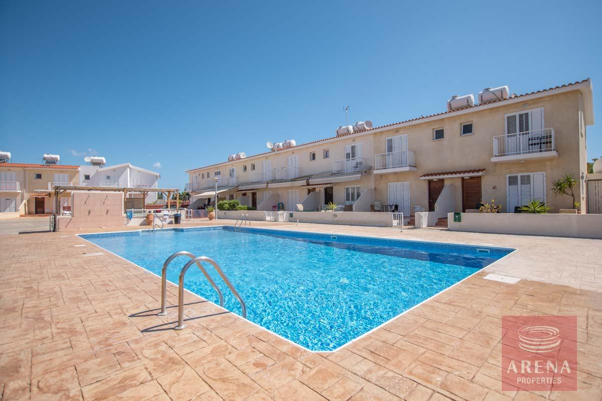 1-2-BED-TH-PARALIMNI