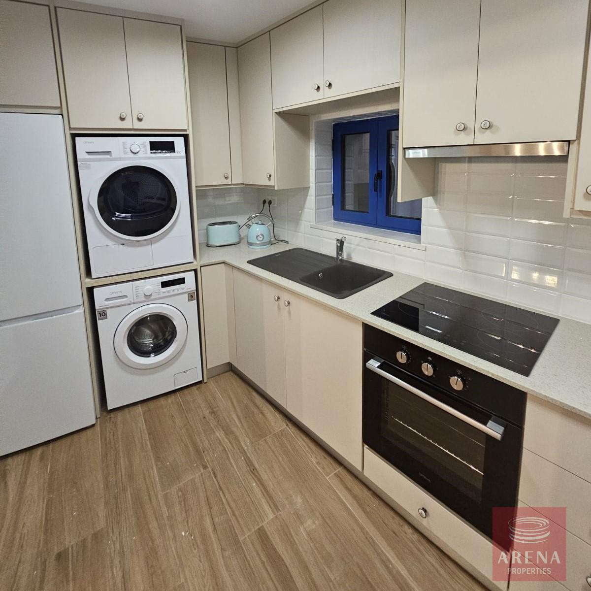 1-2-bed-house-mazotos-9280-17