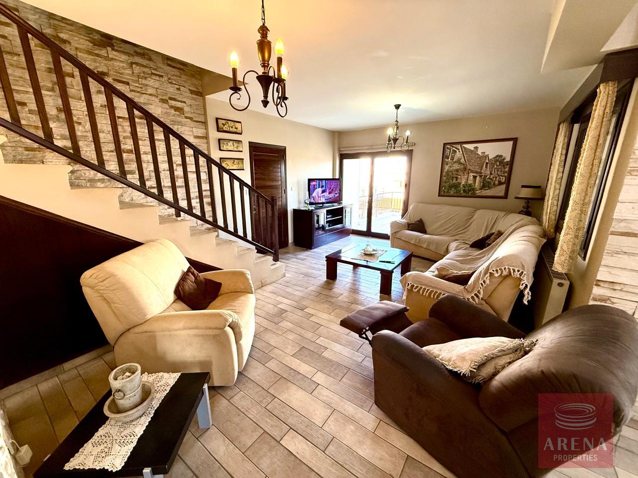 1-APT-DROSIA-10338-1