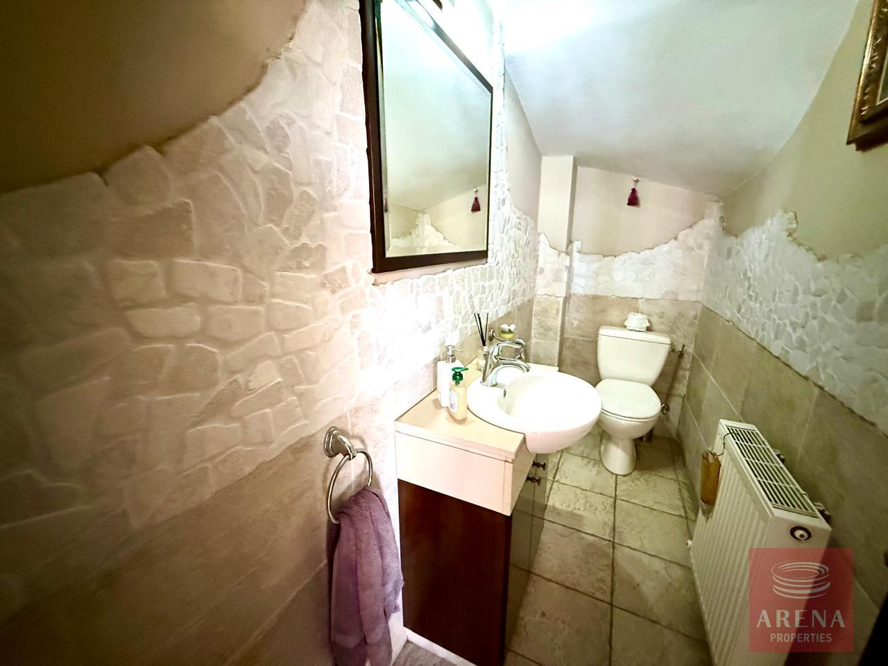 1-APT-DROSIA-10338-2