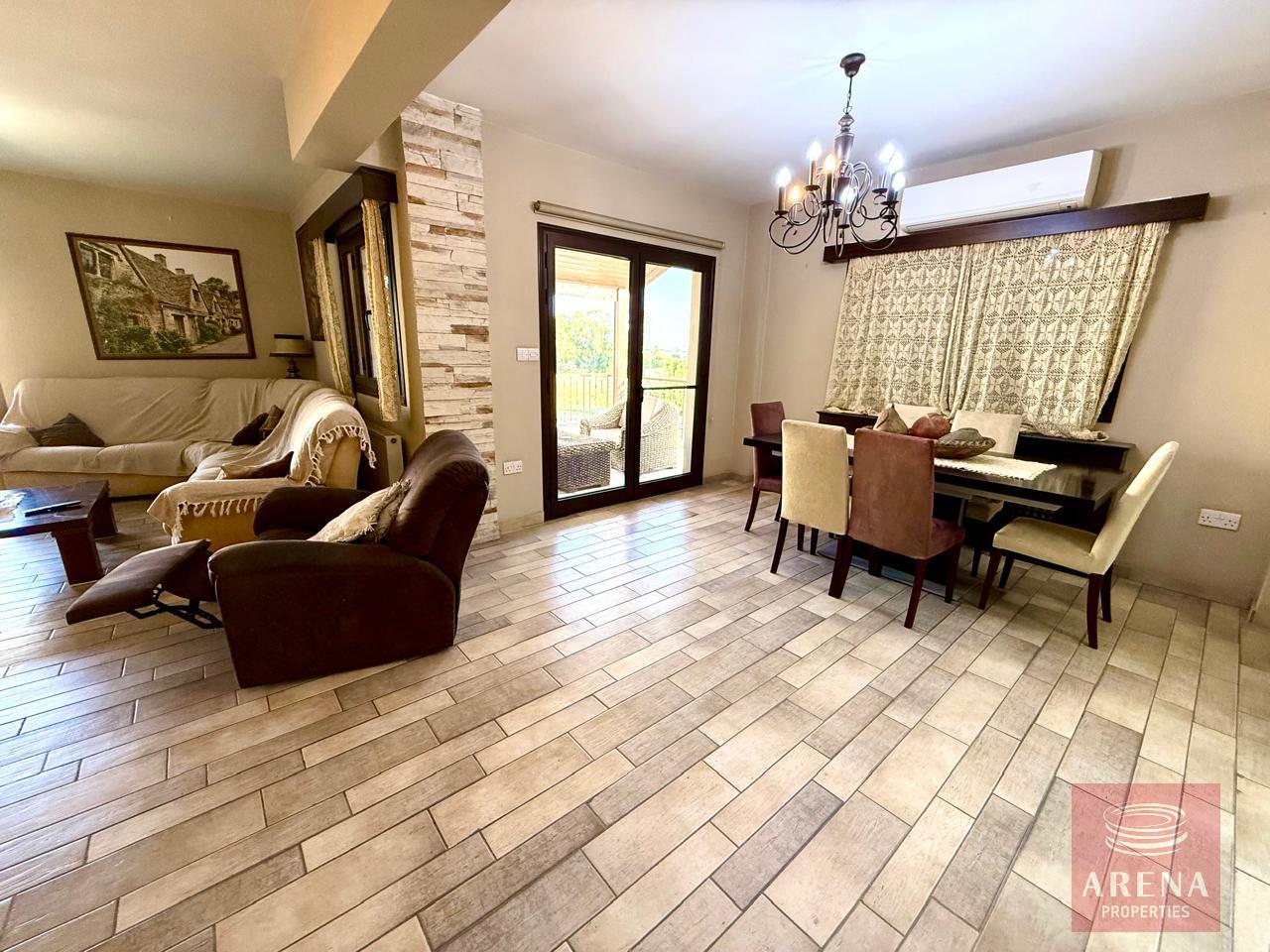 1-APT-DROSIA-10338-3