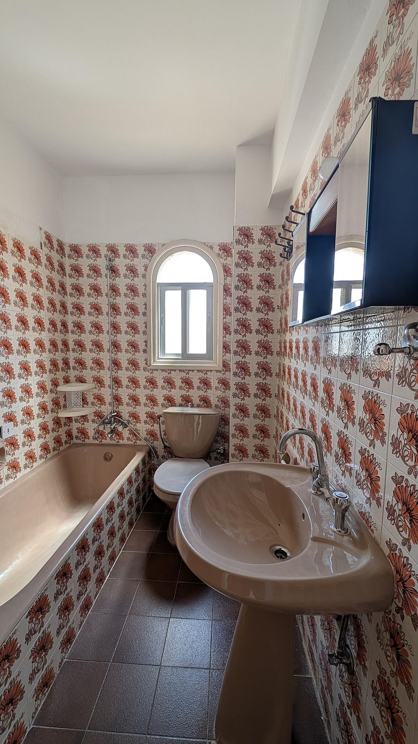 1-APT-KAPPARIS-10178-6-scaled-1