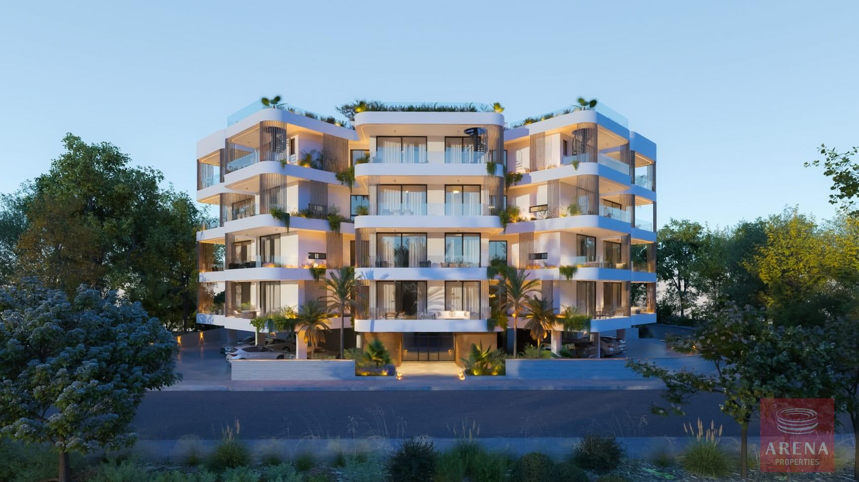 1-APTS-IN-LIVADIA-8611-2