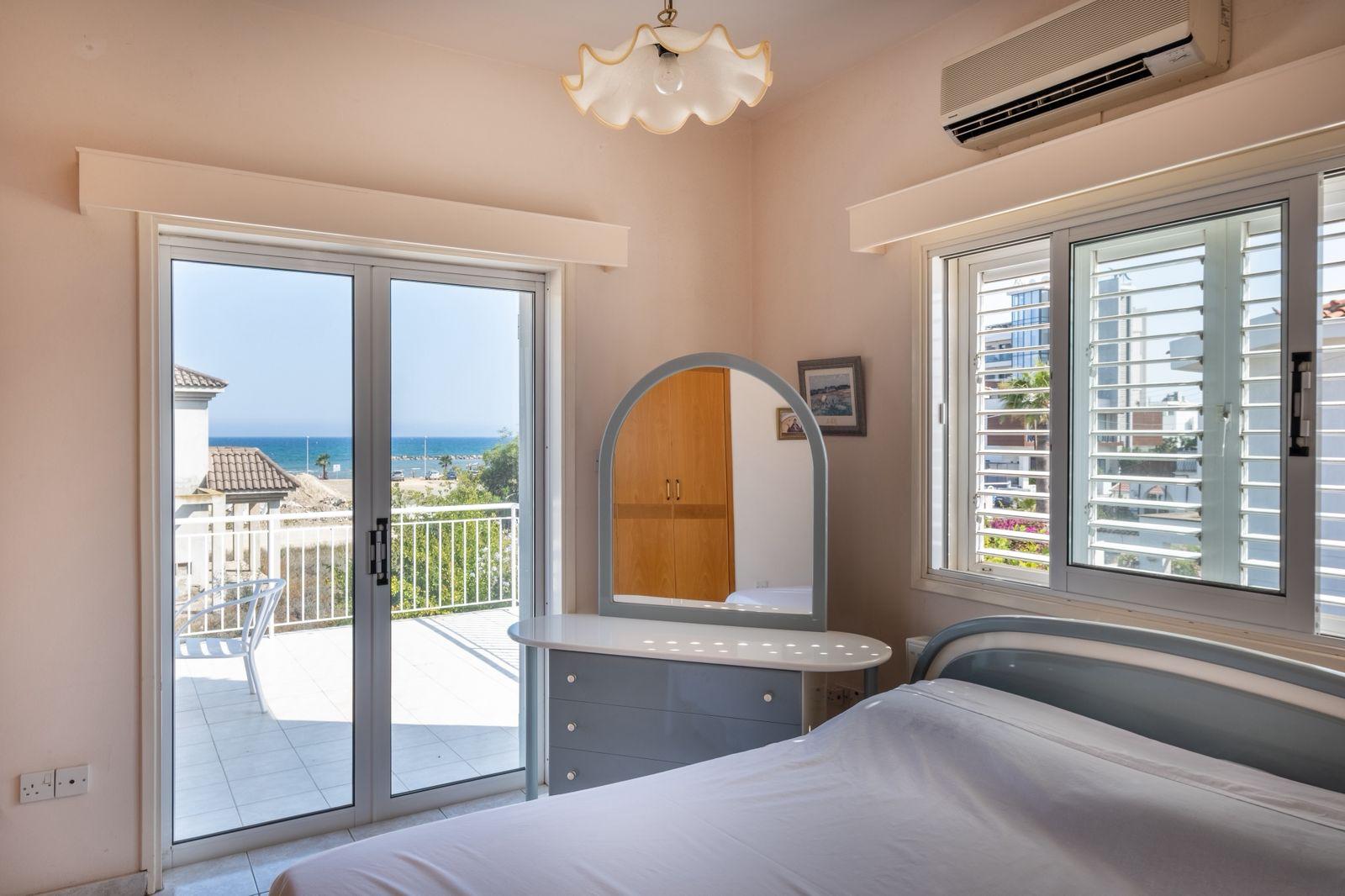 1-VILLA-IN-DEKELIA-9772-17