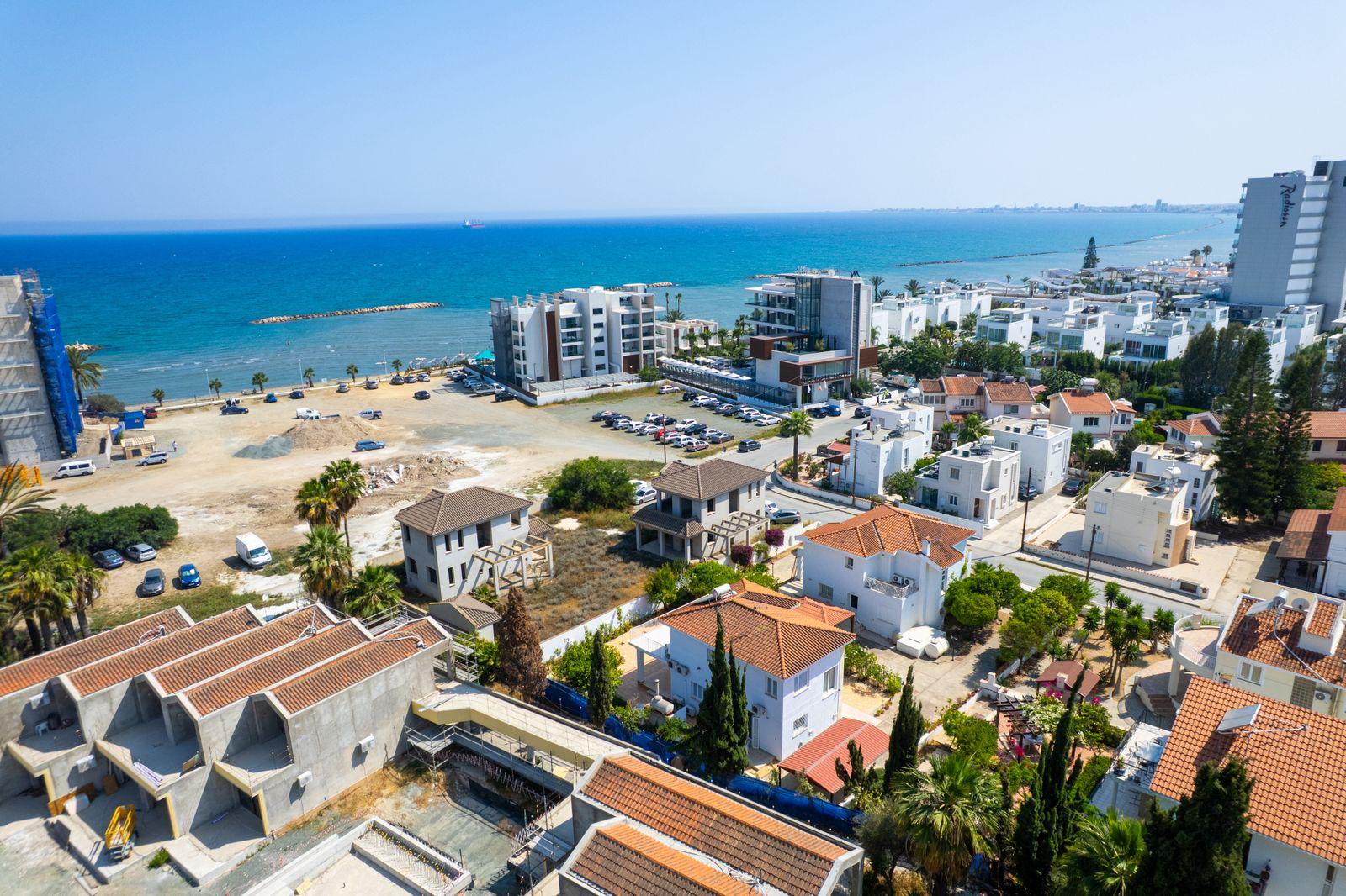 1-VILLA-IN-DEKELIA-9772-2