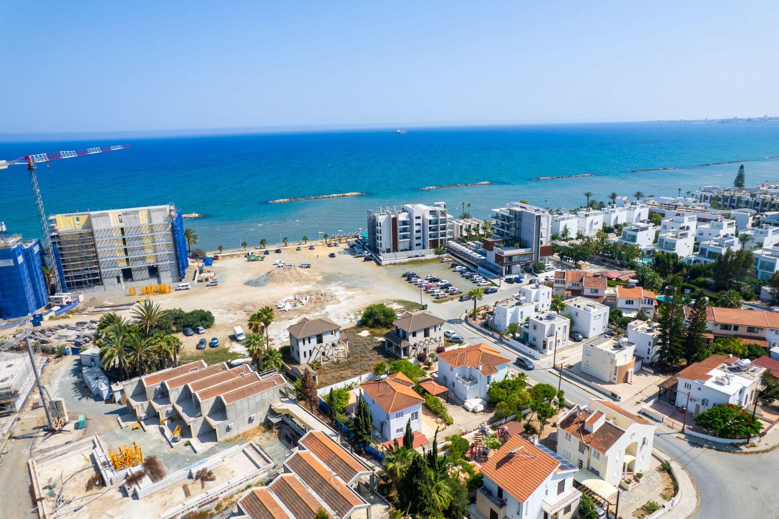 1-VILLA-IN-DEKELIA-9772-7