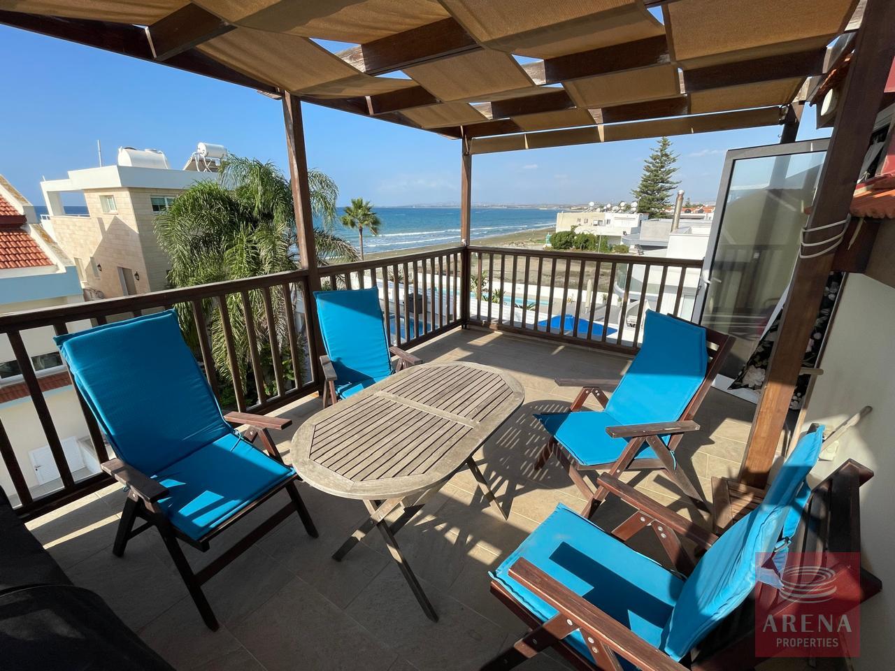 1-VILLA-IN-PERVOLIA-8654