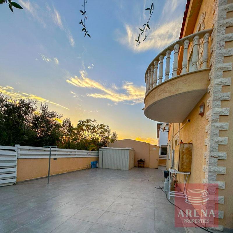 1-house-in-ormiia-10442-12