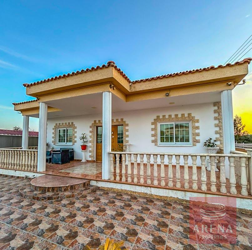 1-house-in-ormiia-10442-16