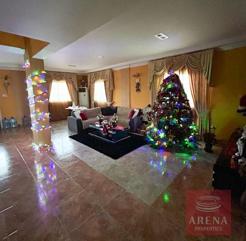 1-house-in-ormiia-10442-8