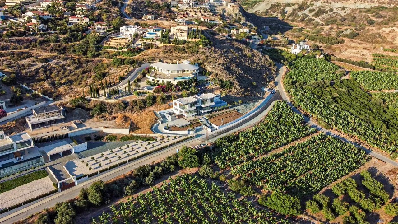 1-villa-in-kissonegra-9708-7