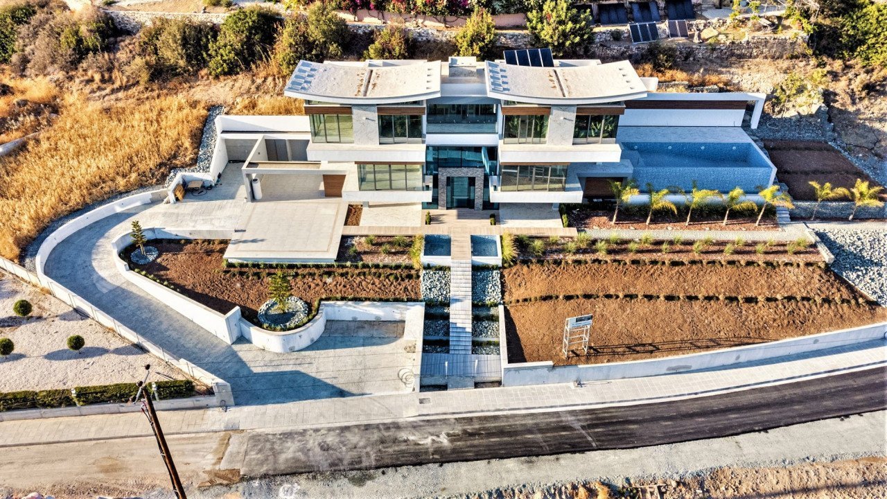 1-villa-in-kissonegra-9708-8