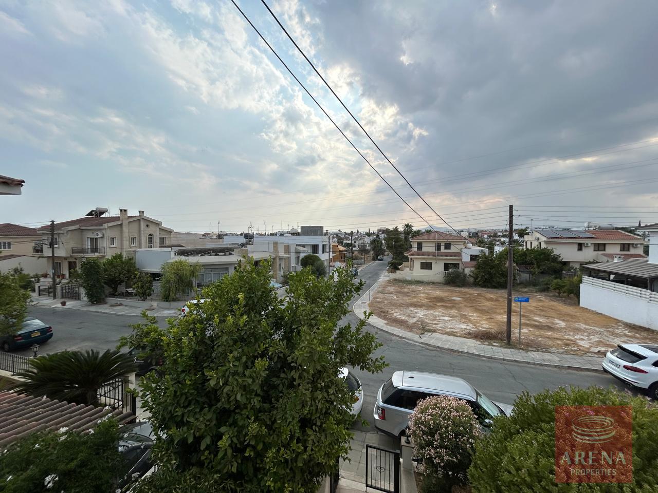 10-4-BED-VILLA-IN-ARADIPPOU-8641