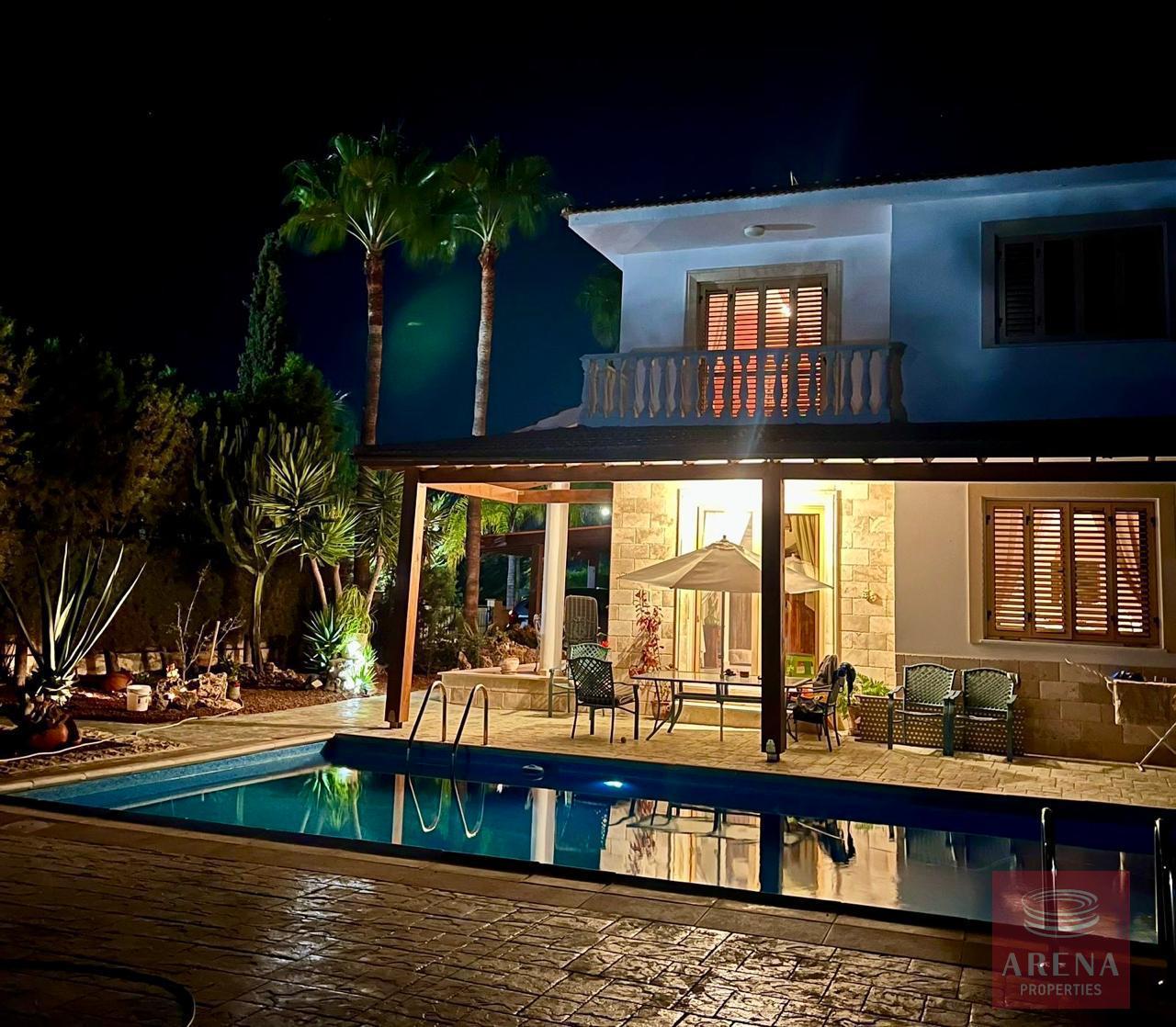 10-4-BED-VILLA-PERVOLIA-8659