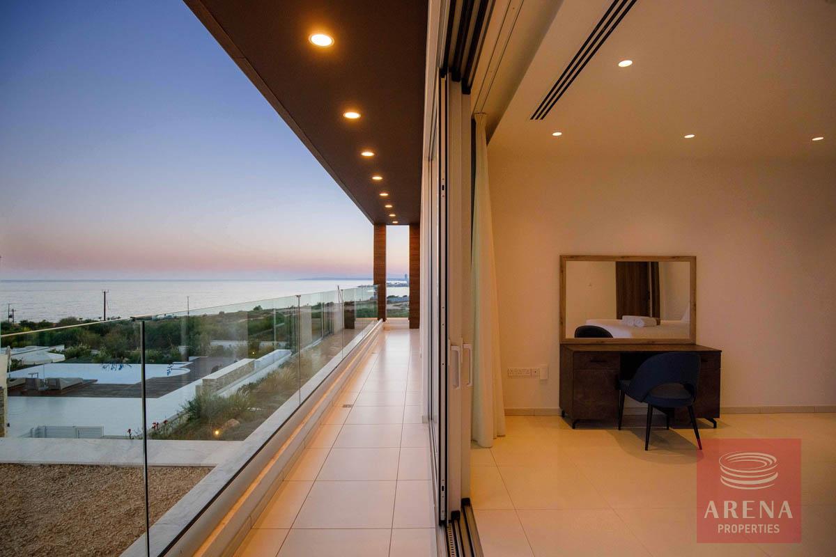 10-beautiful-villa-in-ayia-napa-7037