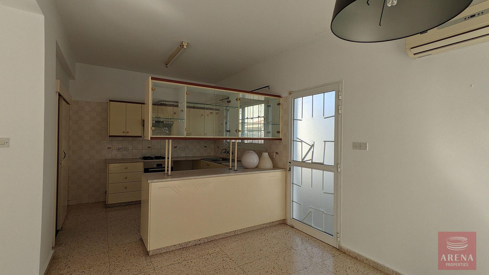 10-house-in-kiti-8179-1