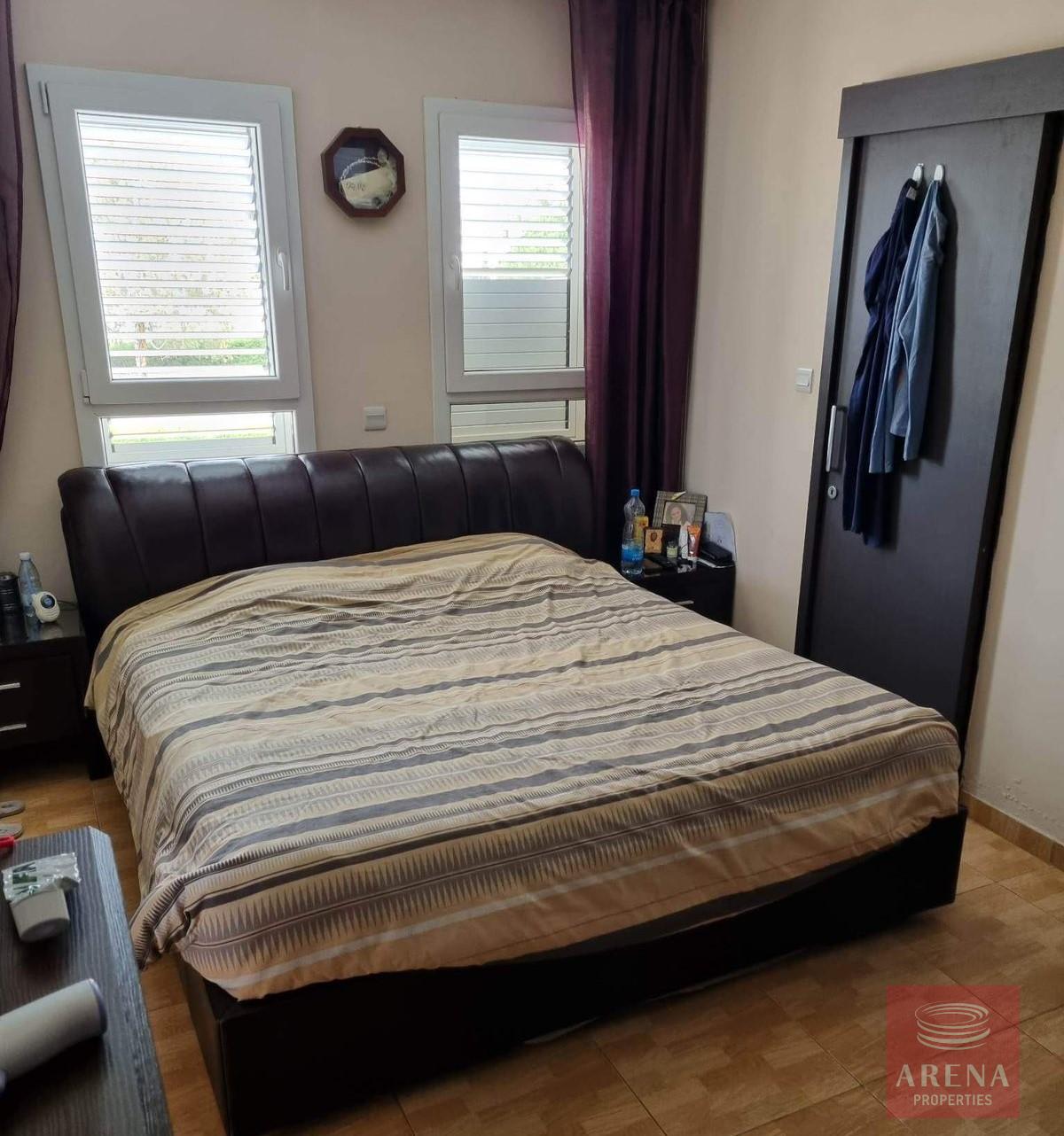 11-2-bed-apt-in-krasa-8095