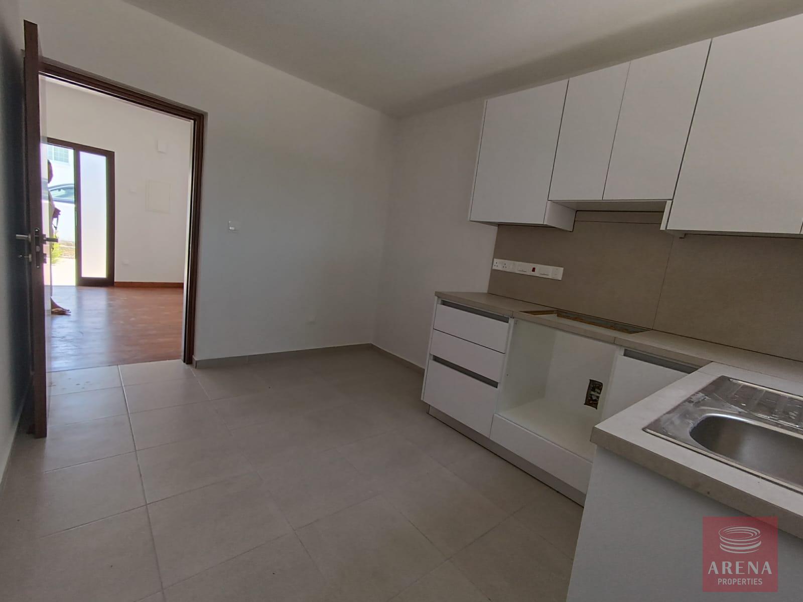 11-houses-in-pervolia-8297