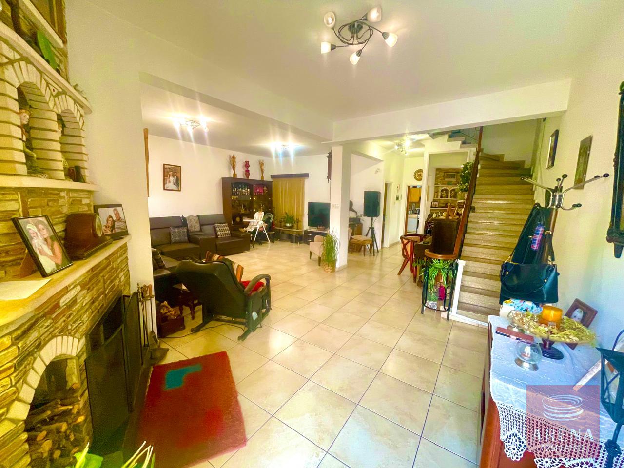 13-3-BED-TH-IN-SOTIROS-8141-1