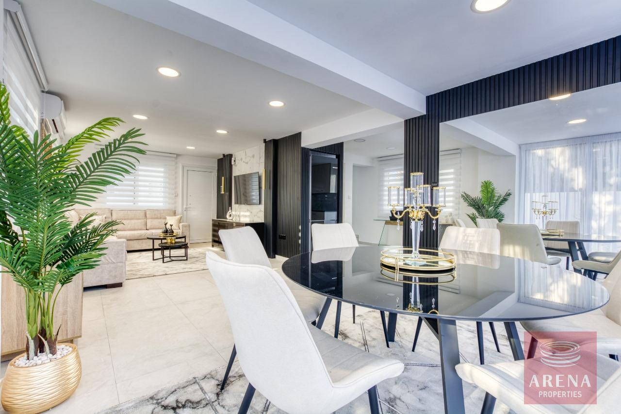 13-3-BED-VILLA-KAPPRIS-7585