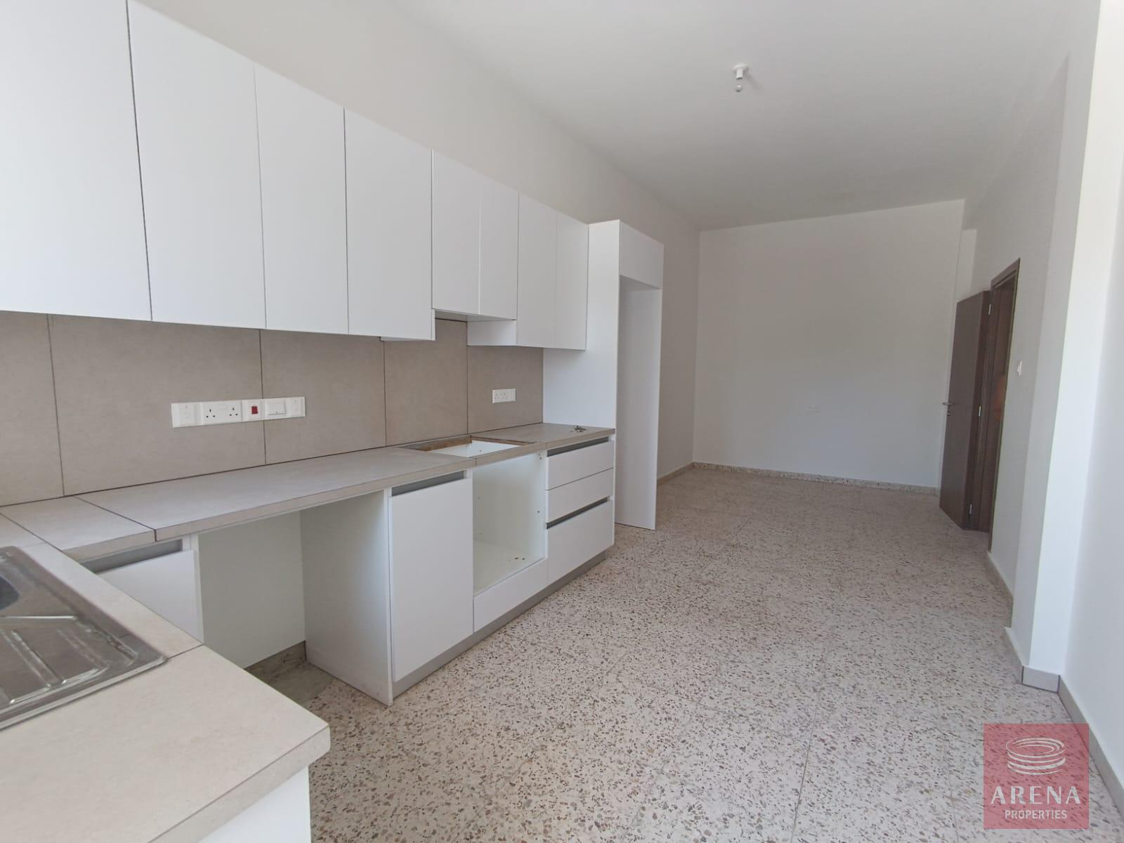 13-houses-in-pervolia-8297