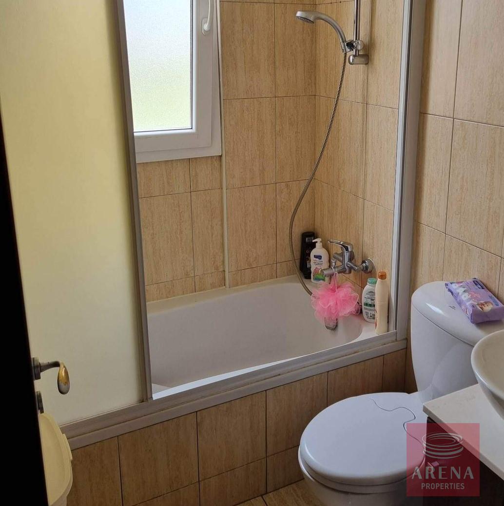 14-2-bed-apt-in-krasa-8095