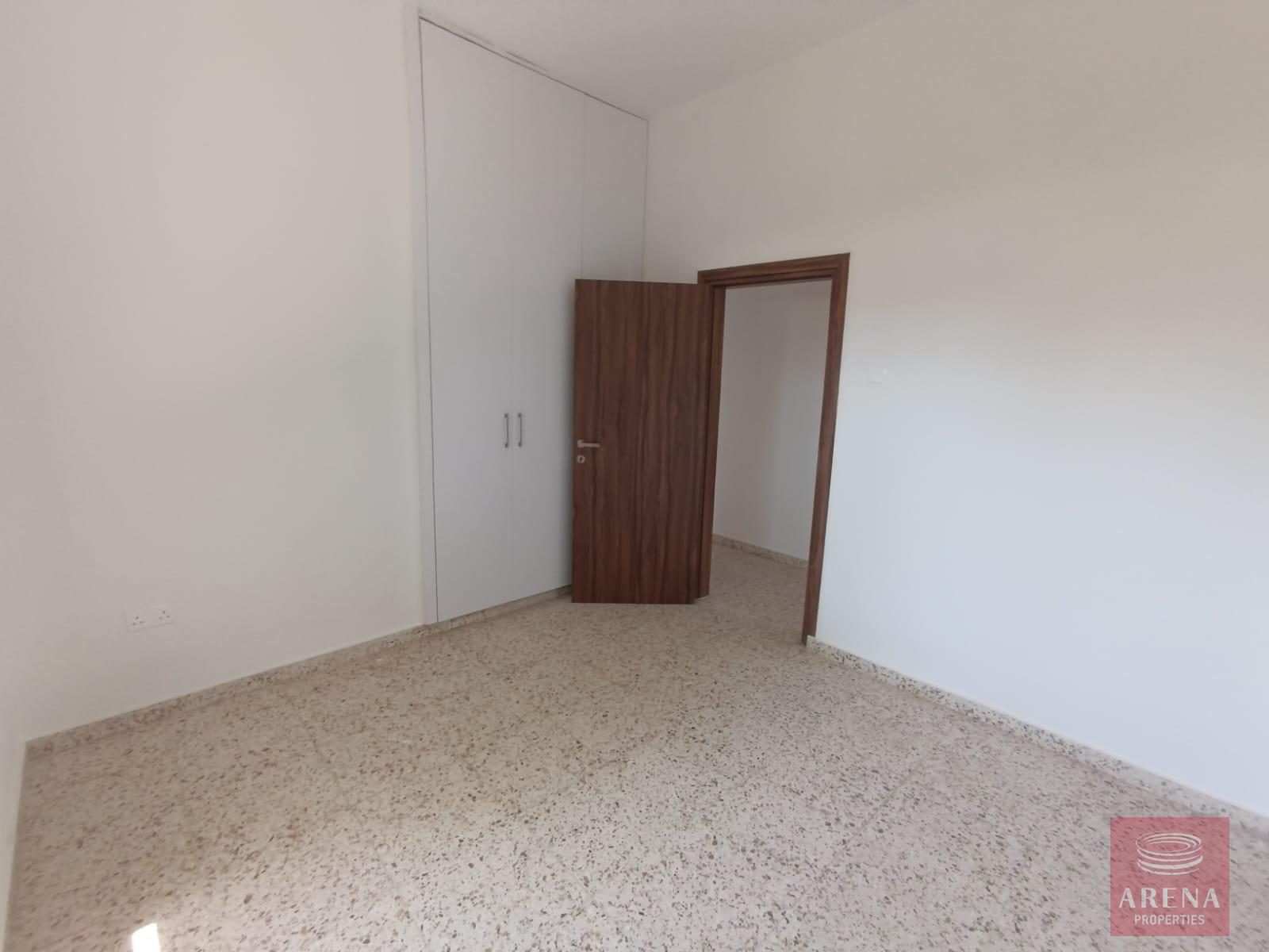 15-houses-in-pervolia-8297