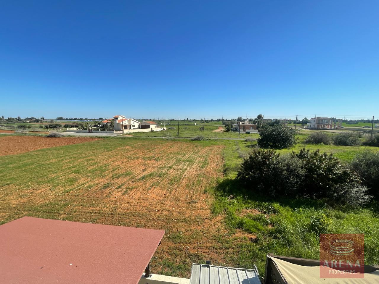 16-2-BED-APT-AVGOROU-7789