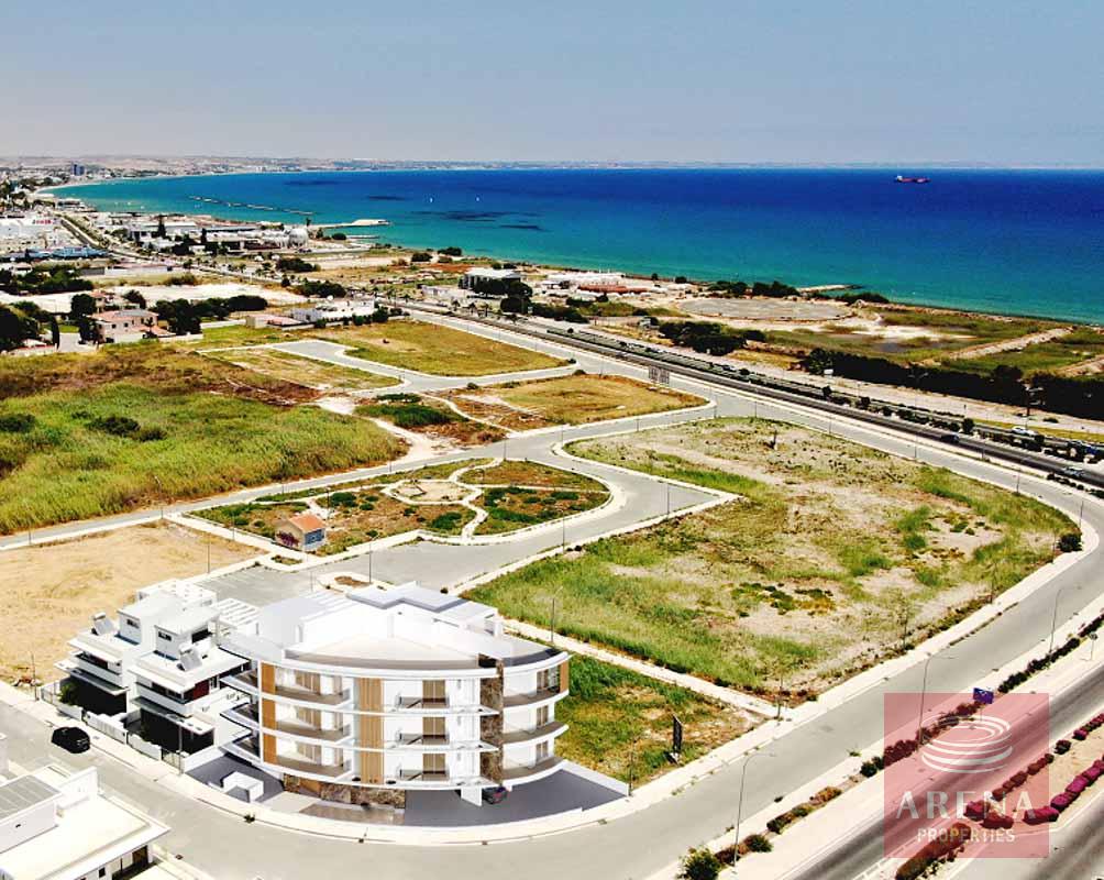 17-BUILDING-FOR-SALE-IN-LIVADIA-6848