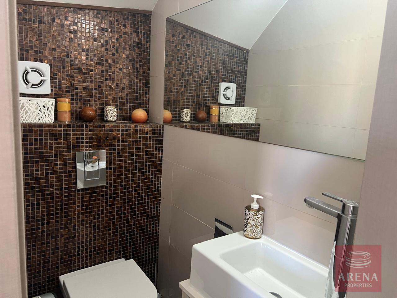 18-3-BED-VILLA-FOR-RENT-IN-PROTARAS-8868