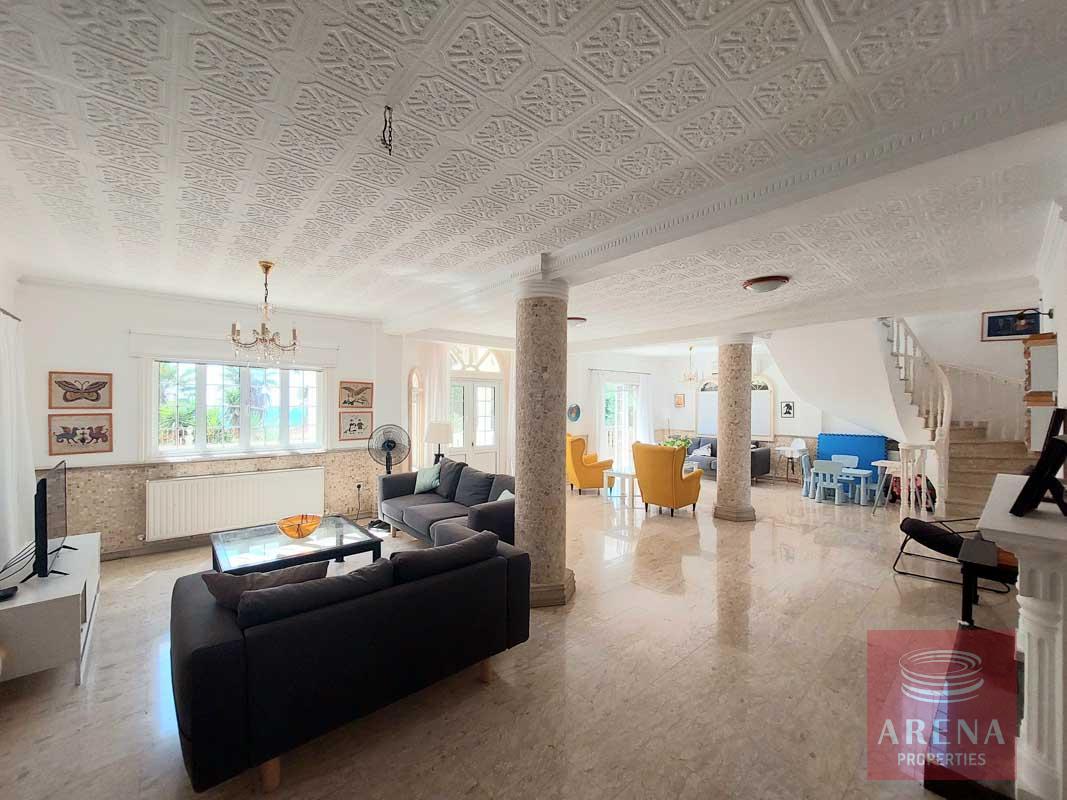 19-VILLA-IN-AYIA-NAPA-6501