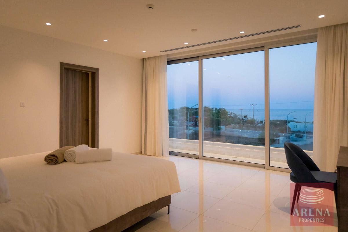 19-beautiful-villa-in-ayia-napa-7037