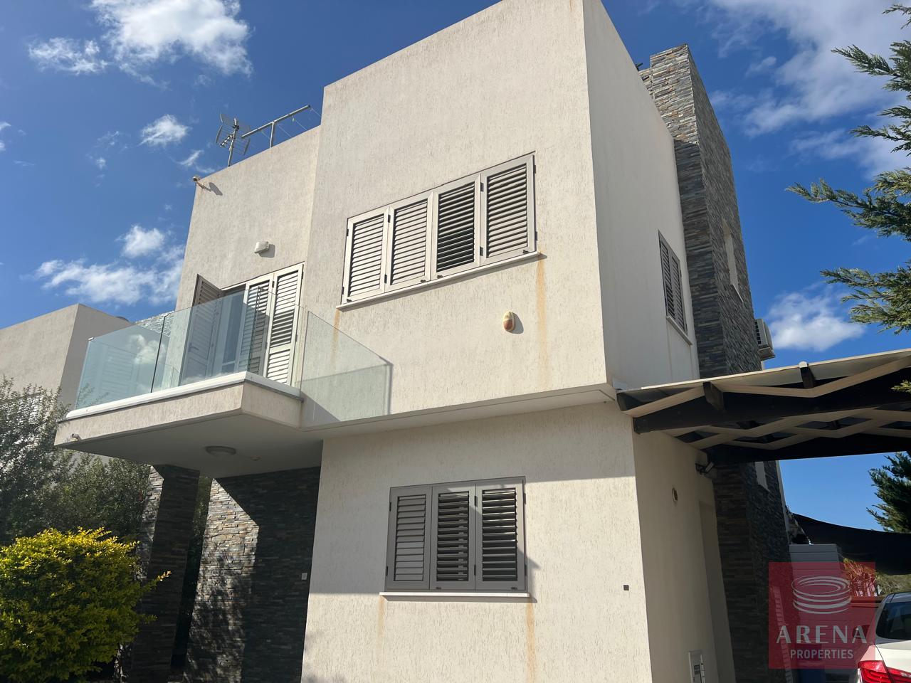2-3-BED-VILLA-FOR-RENT-IN-PROTARAS-8868