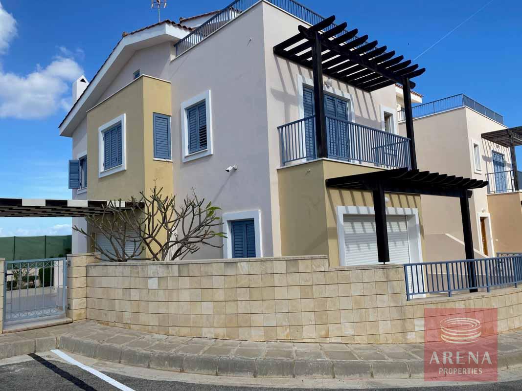 2-4-BED-VILLA-IN-AYIA-TRIADA-5779