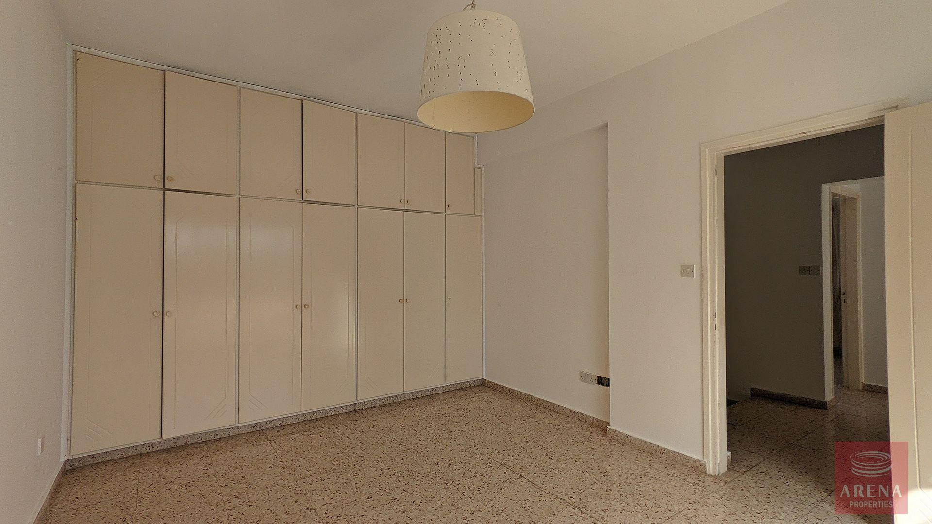 20-house-in-kiti-8179-1