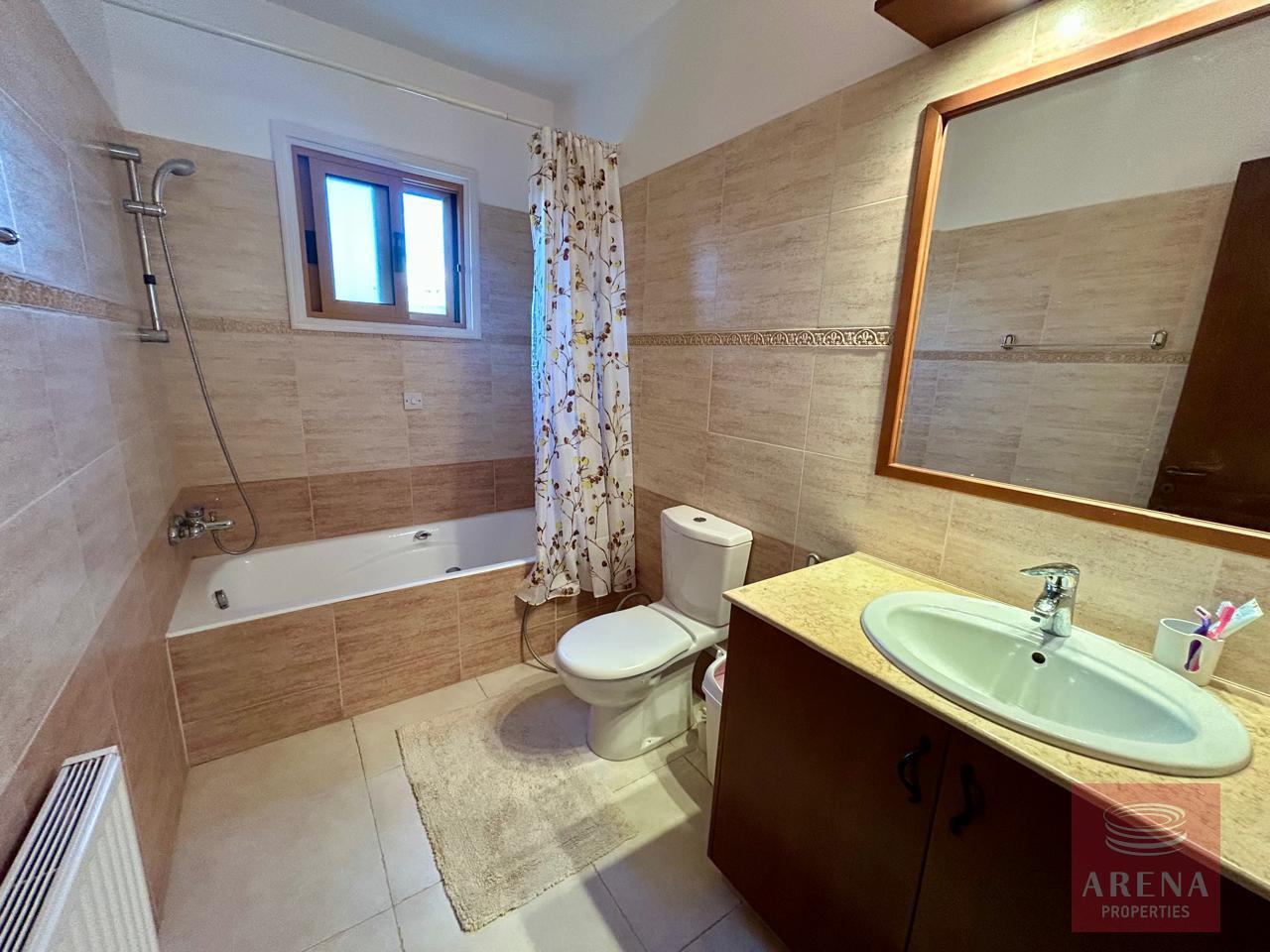 25-4-BED-VILLA-PERVOLIA-8659