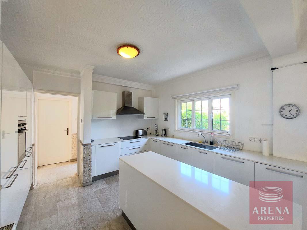 25-VILLA-IN-AYIA-NAPA-6501