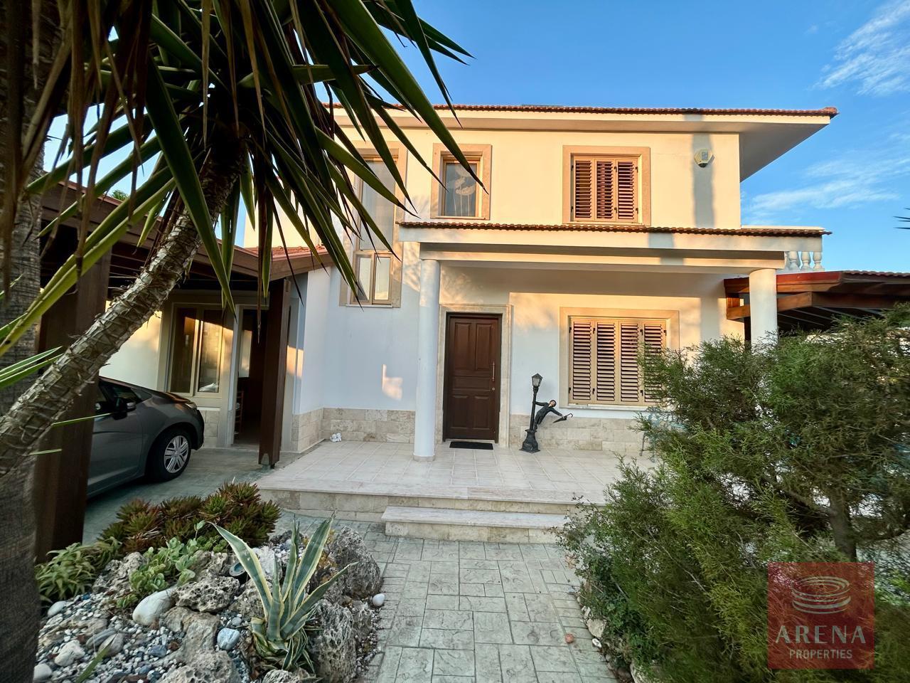 3-4-BED-VILLA-PERVOLIA-8659